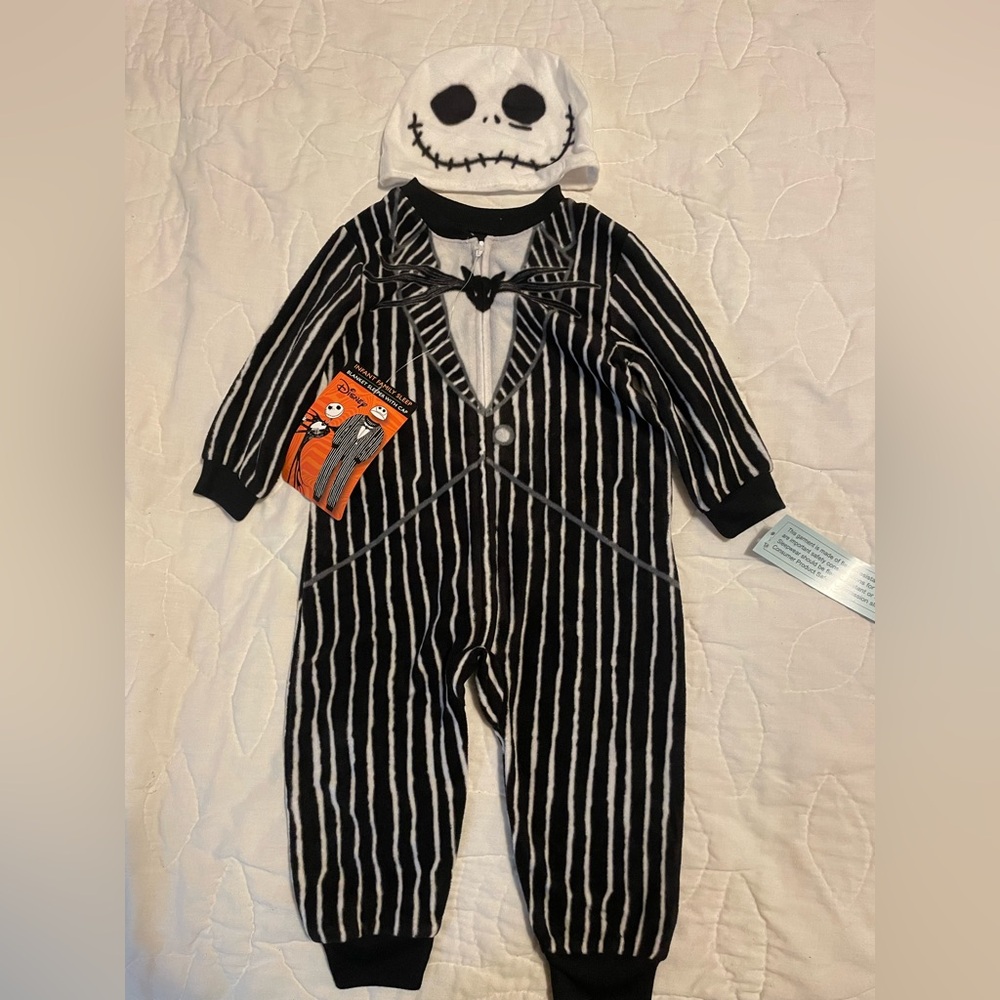 Disney 18 months The Nightmare Before Christmas “Jack” costume with Hat. Zips up